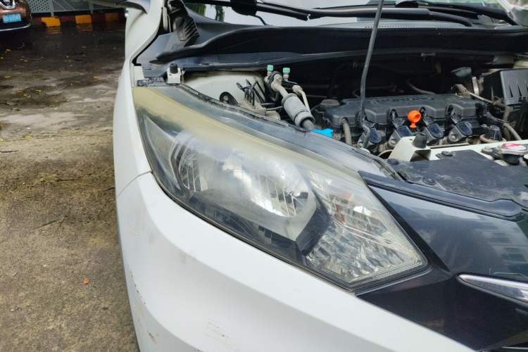 Used Honda Vezel 2015 1.8L CVT 2WD Elite Model Right Front Headlight