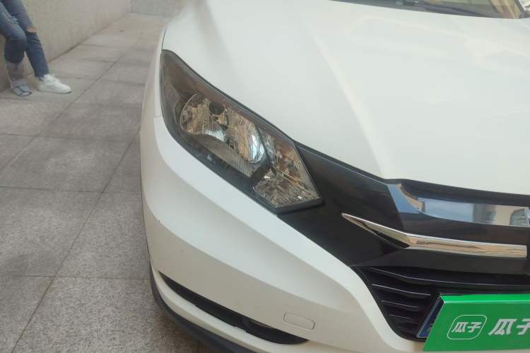 Used Honda Vezel 2015 1.5L CVT two-wheel drive Comfort trim Right Front Headlight