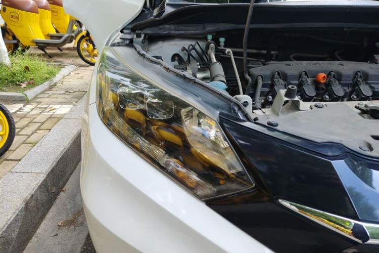 Used Honda Vezel 2015 1.8L CVT 2WD Luxury Model Right Front Headlight