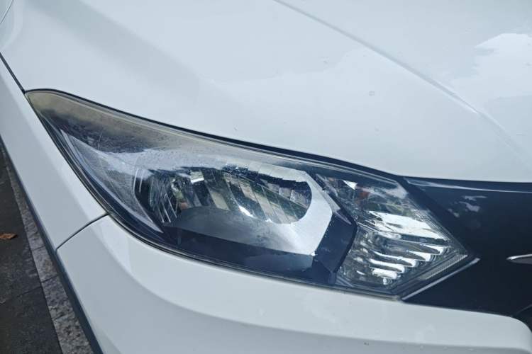 Used Honda Vezel 2015 1.5L CVT two-wheel drive Comfort trim Right Front Headlight