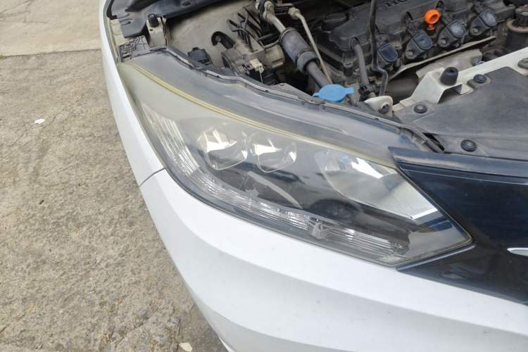 Used Honda Vezel 2015 1.8L CVT 2WD Luxury Model Right Front Headlight