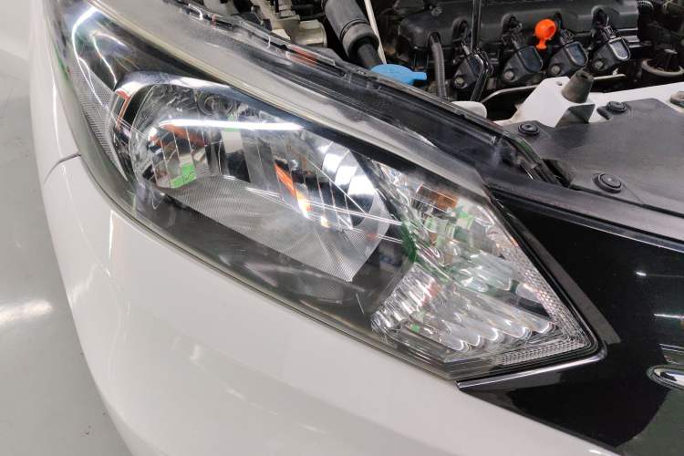 Used Honda Vezel 2015 1.8L CVT 2WD Elite Model Right Front Headlight