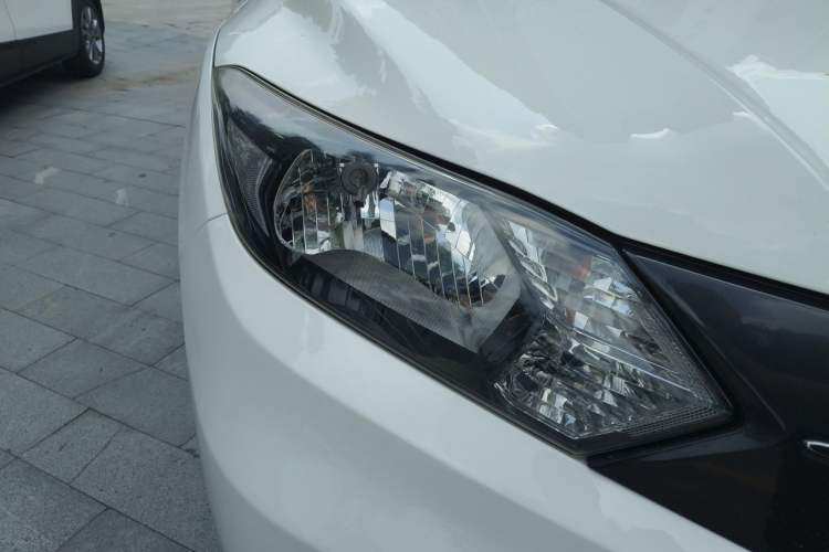 Used Honda Vezel 2015 1.5L CVT two-wheel drive Comfort trim Right Front Headlight