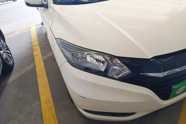 Used Honda Vezel 2015 1.5L CVT two-wheel drive Comfort trim Right Front Headlight
