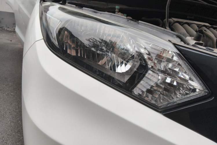 Used Honda Vezel 2015 1.5L CVT two-wheel drive Comfort trim Right Front Headlight