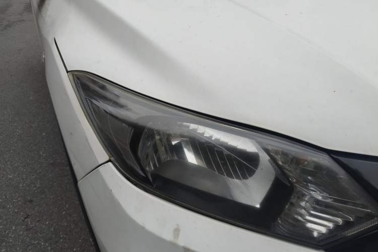 Used Honda Vezel 2015 1.5L CVT two-wheel drive Comfort trim Right Front Headlight