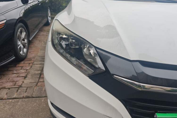 Used Honda Vezel 2015 1.8L CVT 2WD Luxury Model Right Front Headlight