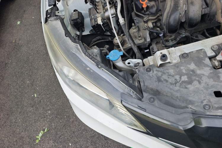 Used Honda Vezel 2015 1.5L CVT two-wheel drive Comfort trim Right Front Headlight
