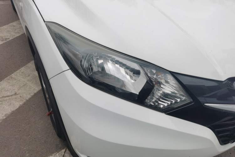 Used Honda Vezel 2015 1.5L CVT two-wheel drive Comfort trim Right Front Headlight