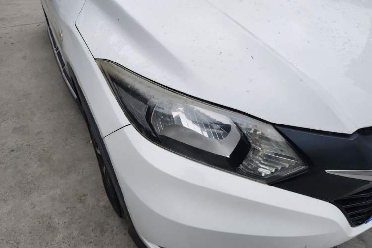 Used Honda Vezel 2015 1.5L CVT two-wheel drive Comfort trim Right Front Headlight