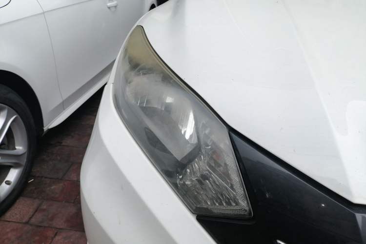 Used Honda Vezel 2015 1.5L CVT two-wheel drive Comfort trim Right Front Headlight