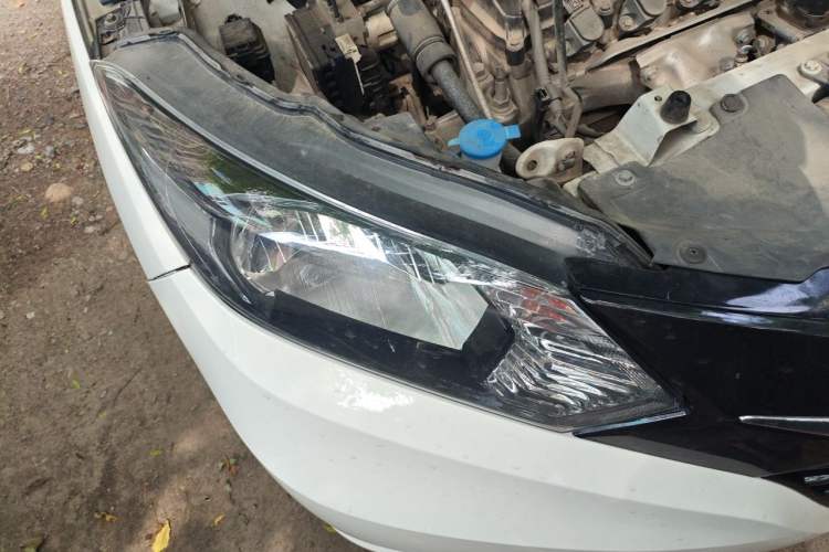 Used Honda Vezel 2015 1.8L CVT 2WD Elite Model Right Front Headlight