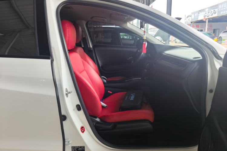 Used Honda Vezel 2015 1.5L CVT two-wheel drive Comfort trim Right Front Seat