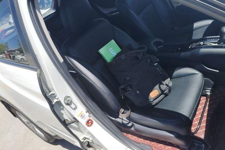 Used Honda Vezel 2015 1.5L CVT two-wheel drive Comfort trim Right Front Seat