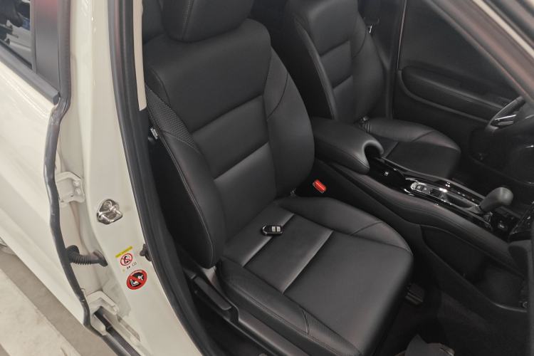 Used Honda Vezel 2015 1.8L CVT Four-Wheel Drive Flagship Model Right Front Seat