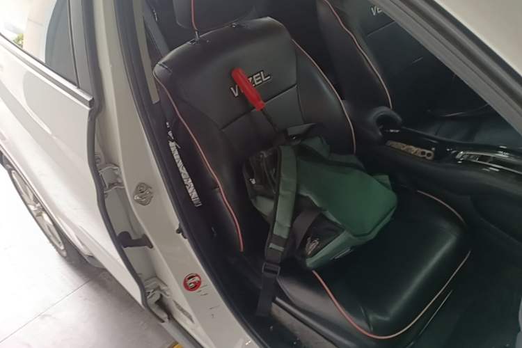 Used Honda Vezel 2015 1.5L CVT two-wheel drive Comfort trim Right Front Seat