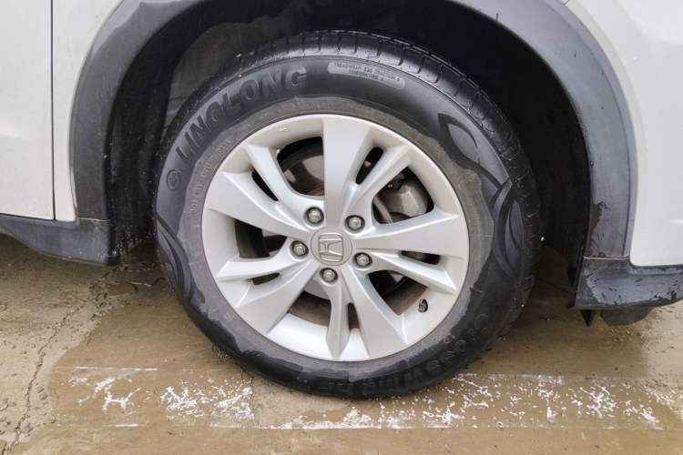 Used Honda Vezel 2015 1.5L CVT two-wheel drive Comfort trim Right Front Wheel Hub