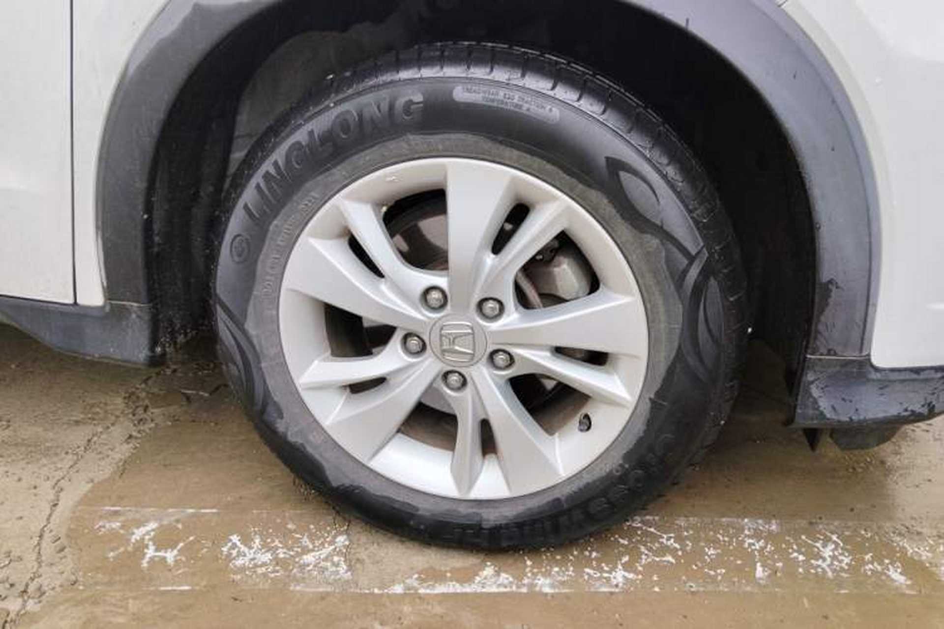 Used Honda Vezel 2015 1.5L CVT two-wheel drive Comfort trim Right Front Wheel Hub