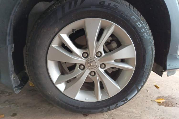 Used Honda Vezel 2015 1.5L CVT two-wheel drive Comfort trim Right Front Wheel Hub