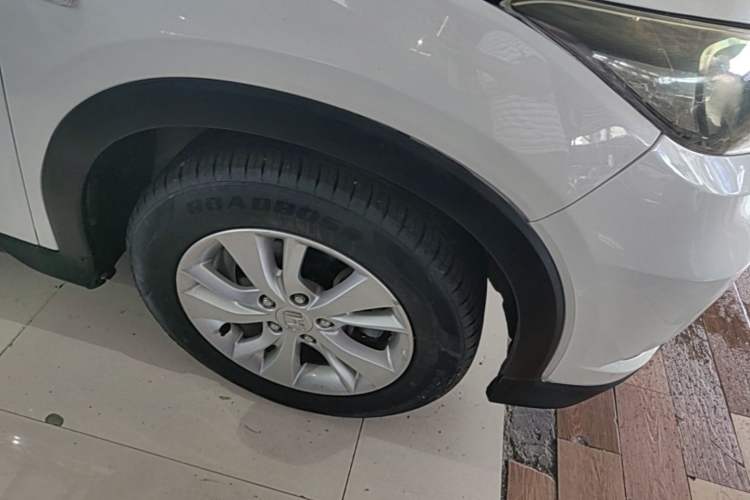 Used Honda Vezel 2015 1.5L CVT two-wheel drive Comfort trim Right Front Wheel Hub