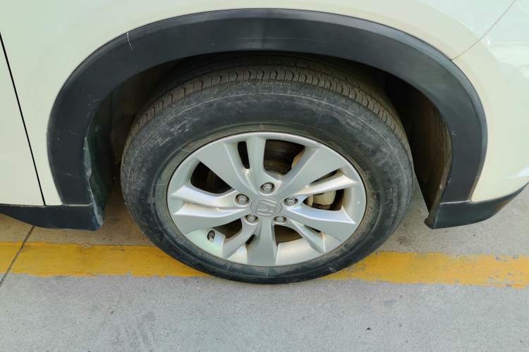 Used Honda Vezel 2015 1.5L CVT two-wheel drive Comfort trim Right Front Wheel Hub