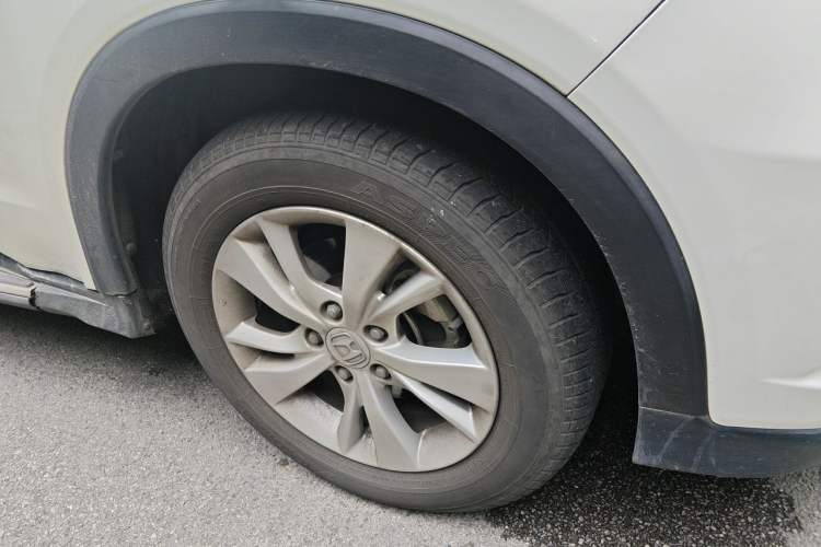 Used Honda Vezel 2015 1.5L CVT two-wheel drive Comfort trim Right Front Wheel Hub