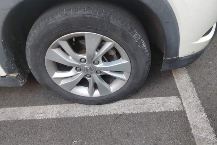 Used Honda Vezel 2015 1.5L CVT two-wheel drive Comfort trim Right Front Wheel Hub