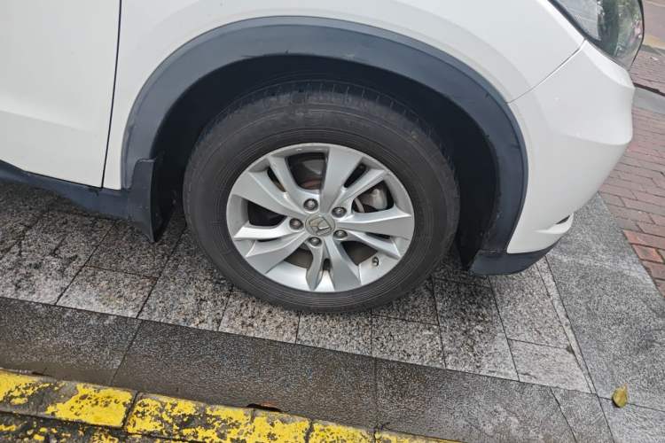 Used Honda Vezel 2015 1.5L CVT two-wheel drive Comfort trim Right Front Wheel Hub