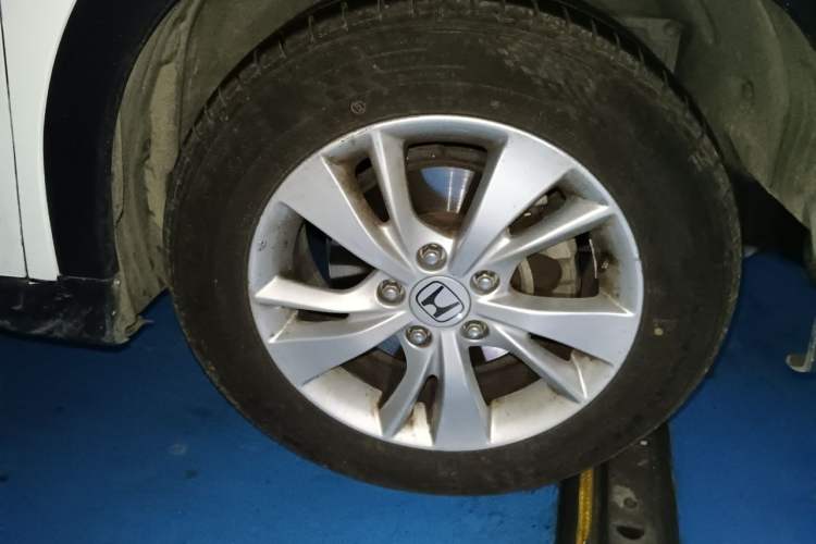 Used Honda Vezel 2015 1.5L CVT two-wheel drive Comfort trim Right Front Wheel Hub