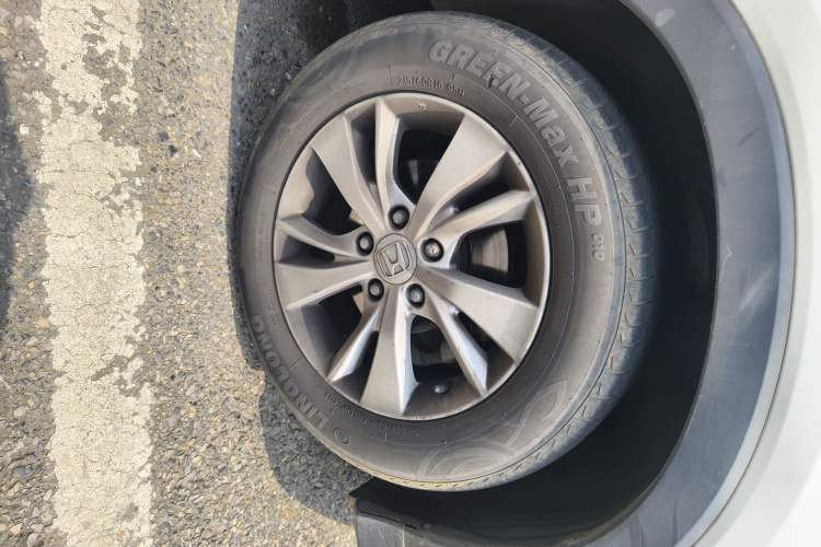 Used Honda Vezel 2015 1.5L CVT two-wheel drive Comfort trim Right Front Wheel Hub