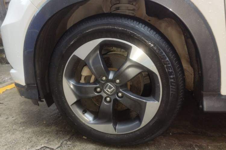 Used Honda Vezel 2015 1.8L CVT Four-Wheel Drive Flagship Model Right Front Wheel Hub
