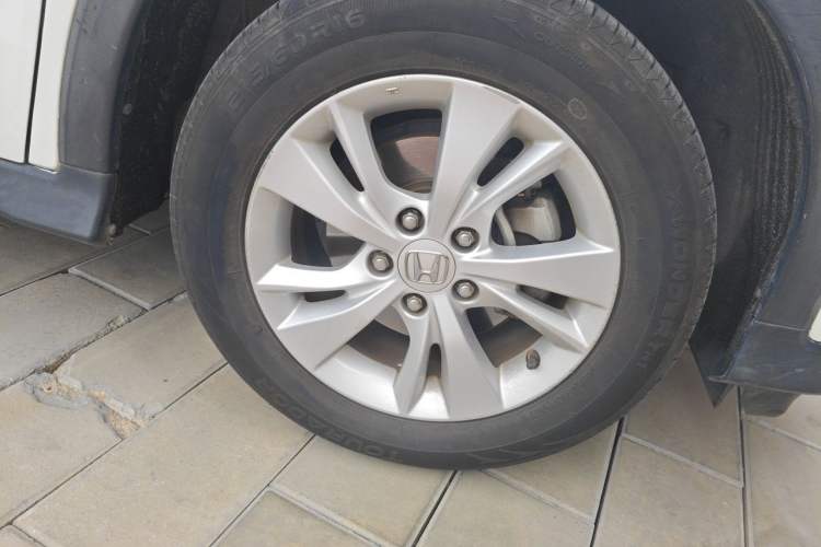 Used Honda Vezel 2015 1.5L CVT two-wheel drive Comfort trim Right Front Wheel Hub