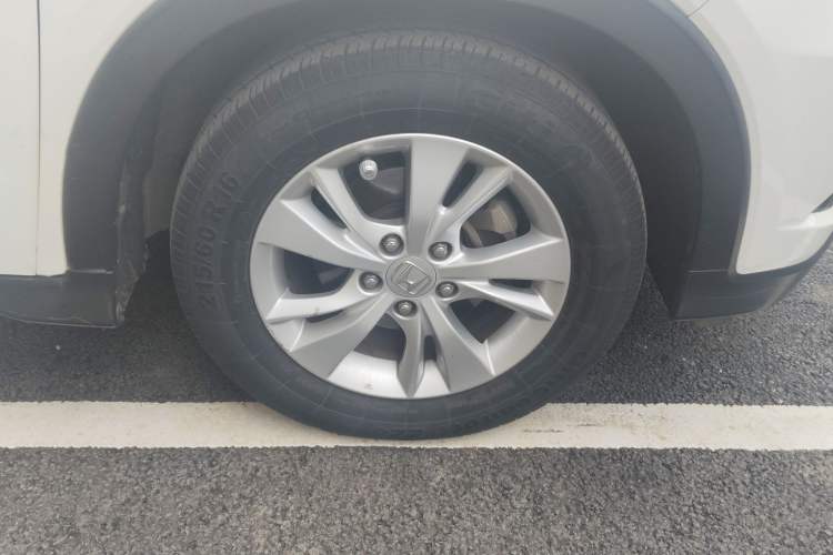 Used Honda Vezel 2015 1.5L CVT two-wheel drive Comfort trim Right Front Wheel Hub