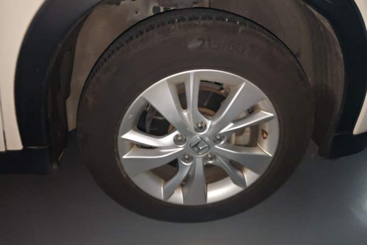 Used Honda Vezel 2015 1.8L CVT 2WD Elite Model Right Front Wheel Hub