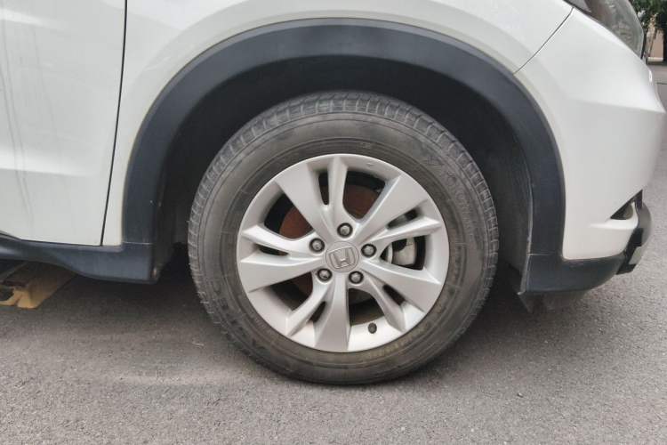 Used Honda Vezel 2015 1.5L CVT two-wheel drive Comfort trim Right Front Wheel Hub