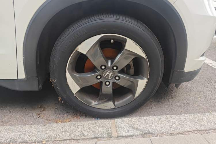 Used Honda Vezel 2015 1.8L CVT 2WD Luxury Model Right Front Wheel Hub