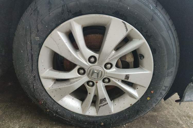 Used Honda Vezel 2015 1.5L CVT two-wheel drive Comfort trim Right Front Wheel Hub