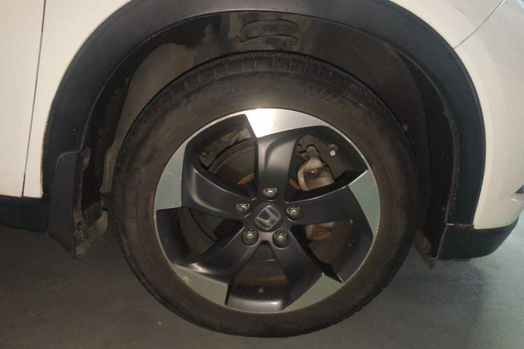 Used Honda Vezel 2015 1.8L CVT 2WD Luxury Model Right Front Wheel Hub