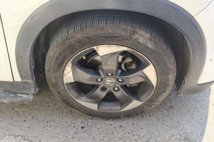 Used Honda Vezel 2015 1.8L CVT 2WD Luxury Model Right Front Wheel Hub
