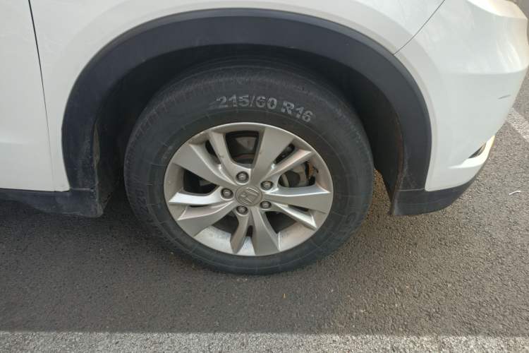 Used Honda Vezel 2015 1.5L CVT two-wheel drive Comfort trim Right Front Wheel Hub
