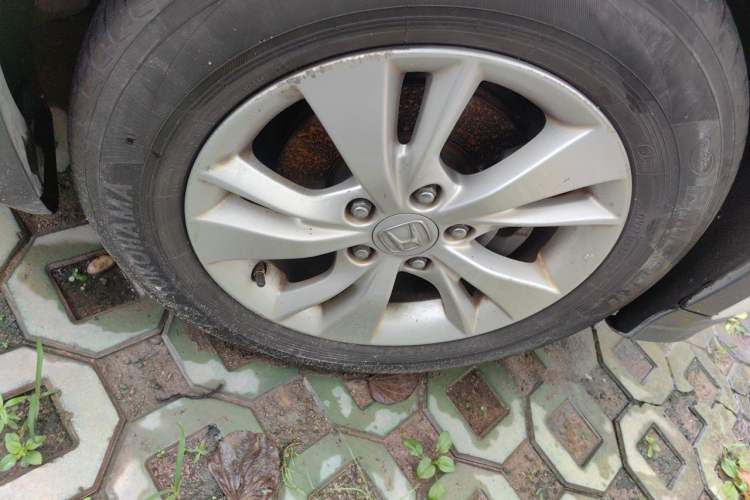 Used Honda Vezel 2015 1.5L CVT two-wheel drive Comfort trim Right Front Wheel Hub