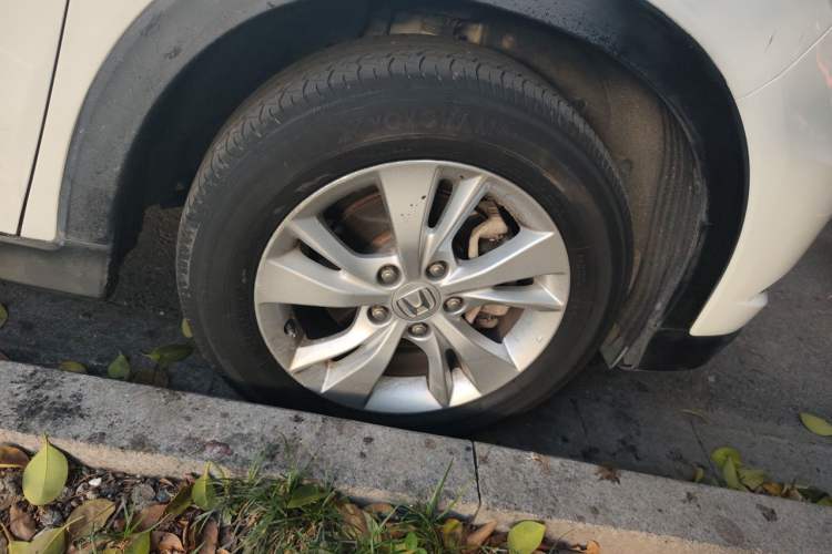 Used Honda Vezel 2015 1.5L CVT two-wheel drive Comfort trim Right Front Wheel Hub