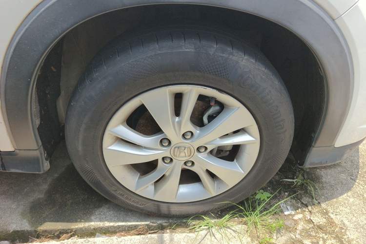 Used Honda Vezel 2015 1.5L CVT two-wheel drive Comfort trim Right Front Wheel Hub