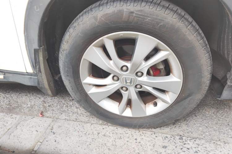 Used Honda Vezel 2015 1.5L CVT two-wheel drive Comfort trim Right Front Wheel Hub