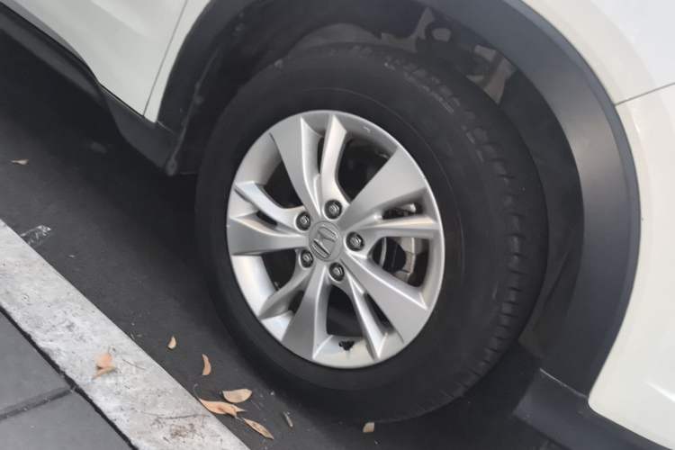 Used Honda Vezel 2015 1.5L CVT two-wheel drive Comfort trim Right Front Wheel Hub