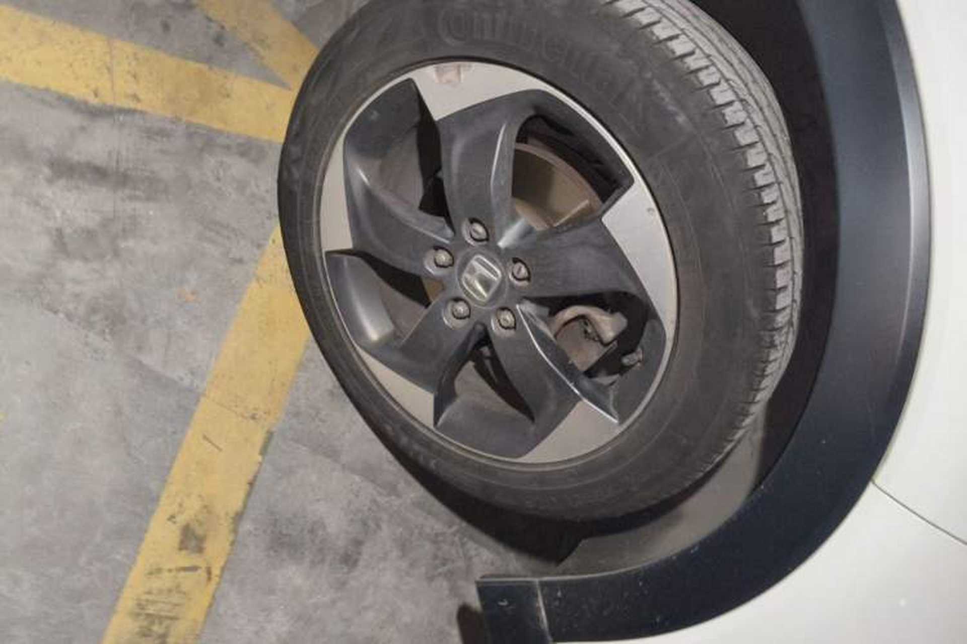 Used Honda Vezel 2015 1.8L CVT 2WD Luxury Model Right Front Wheel Hub