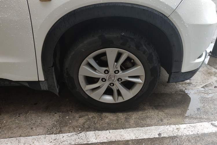 Used Honda Vezel 2015 1.5L CVT two-wheel drive Comfort trim Right Front Wheel Hub