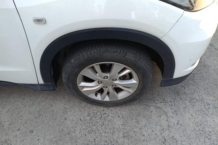 Used Honda Vezel 2015 1.5L CVT two-wheel drive Comfort trim Right Front Wheel Hub