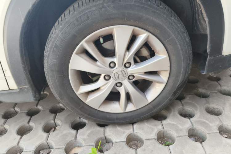 Used Honda Vezel 2015 1.5L CVT two-wheel drive Comfort trim Right Front Wheel Hub