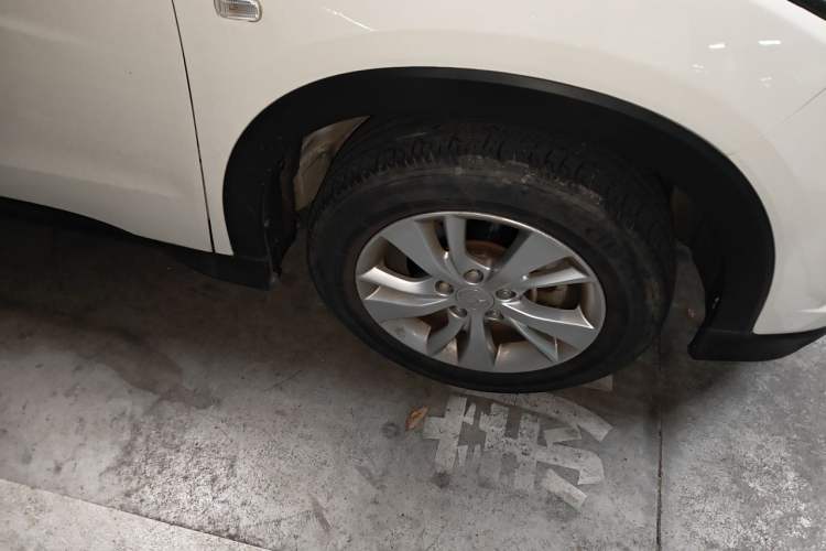 Used Honda Vezel 2015 1.5L CVT two-wheel drive Comfort trim Right Front Wheel Hub